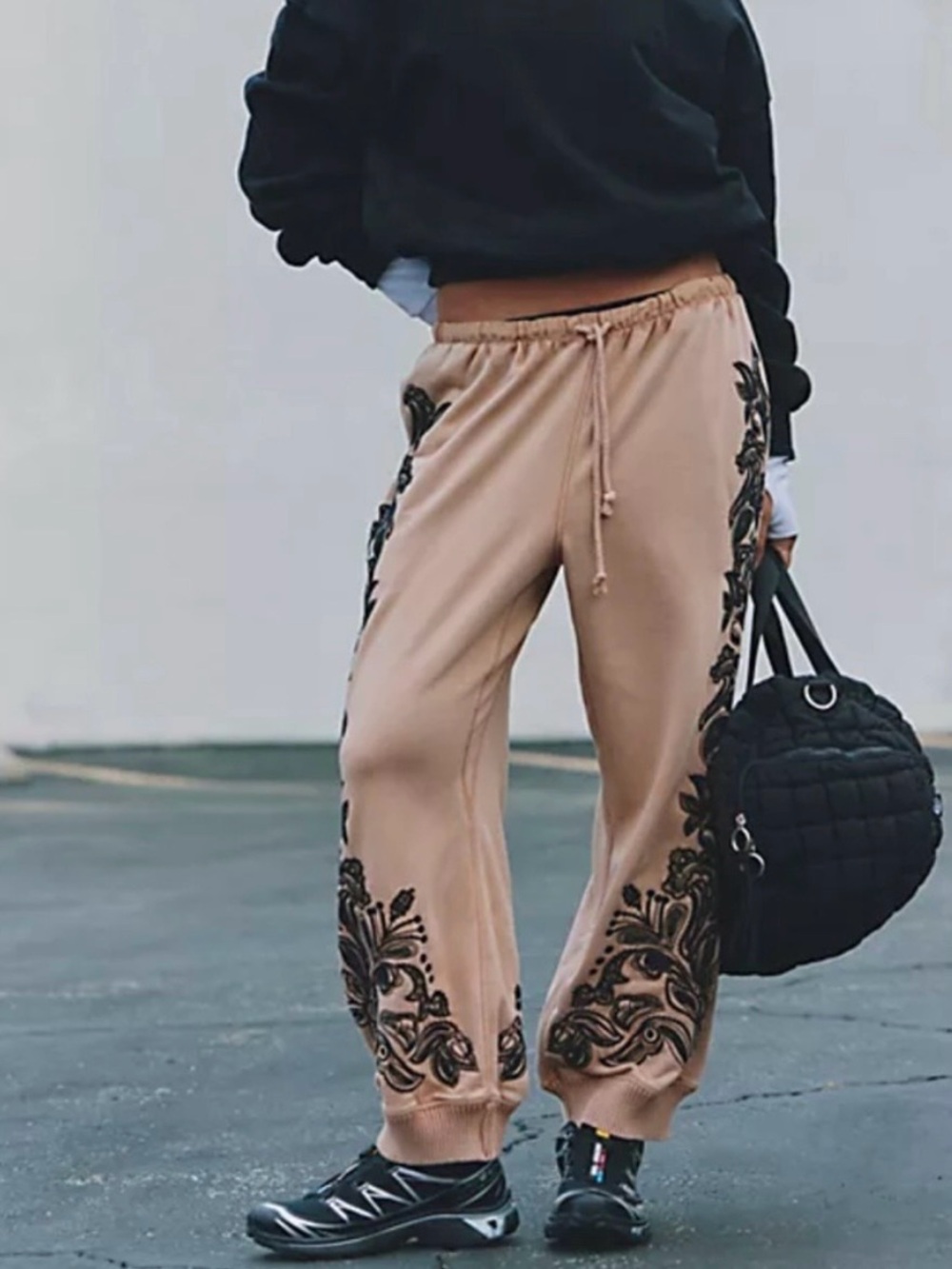 NWTS Free People Movement Snowscape Sweat Pants Size Medium - tan/black